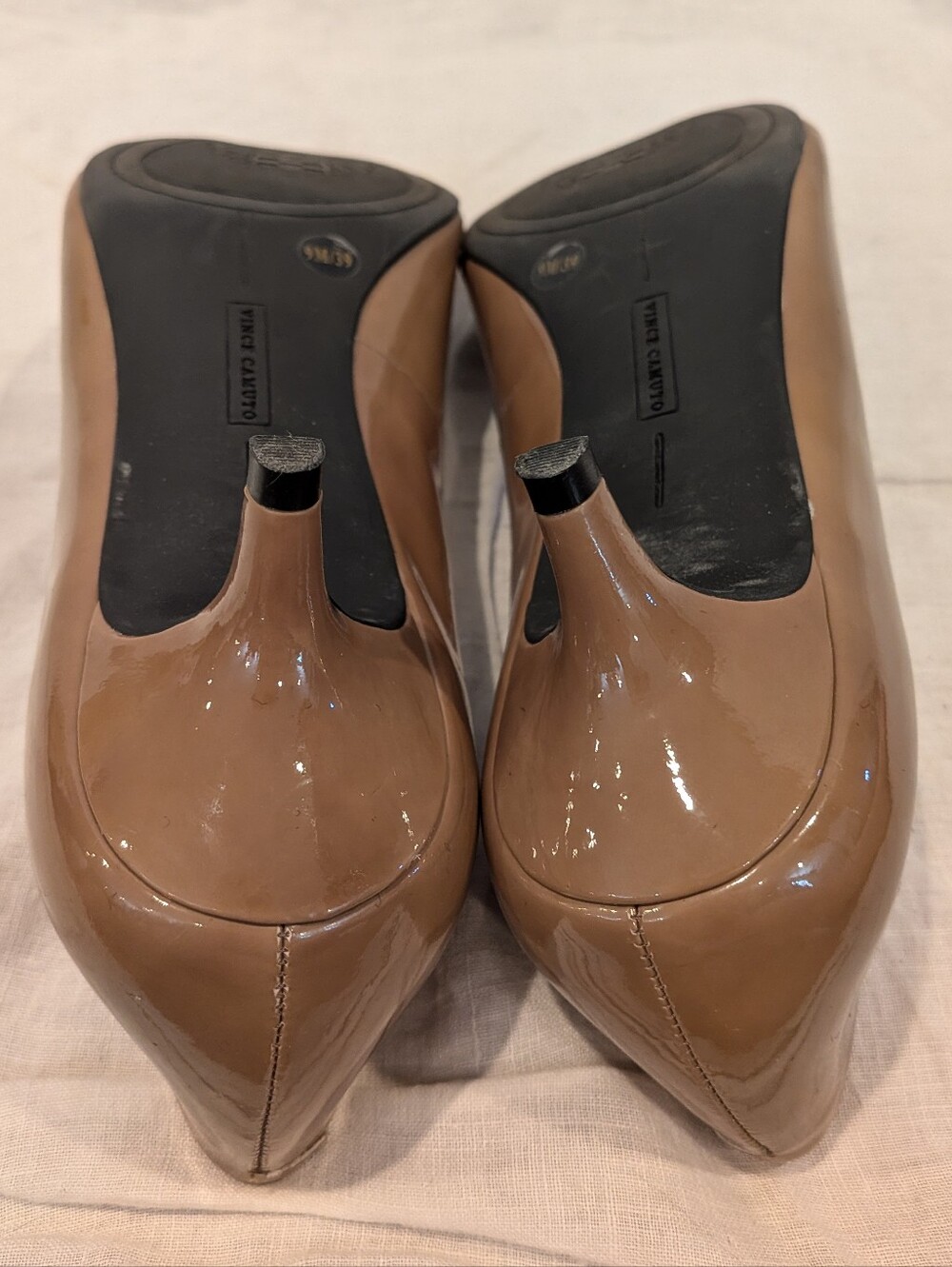 Meow! Vince Camuto Naureen Taupe Patent Pointed-Toe kitten heels size 9 - Picture 5 of 9